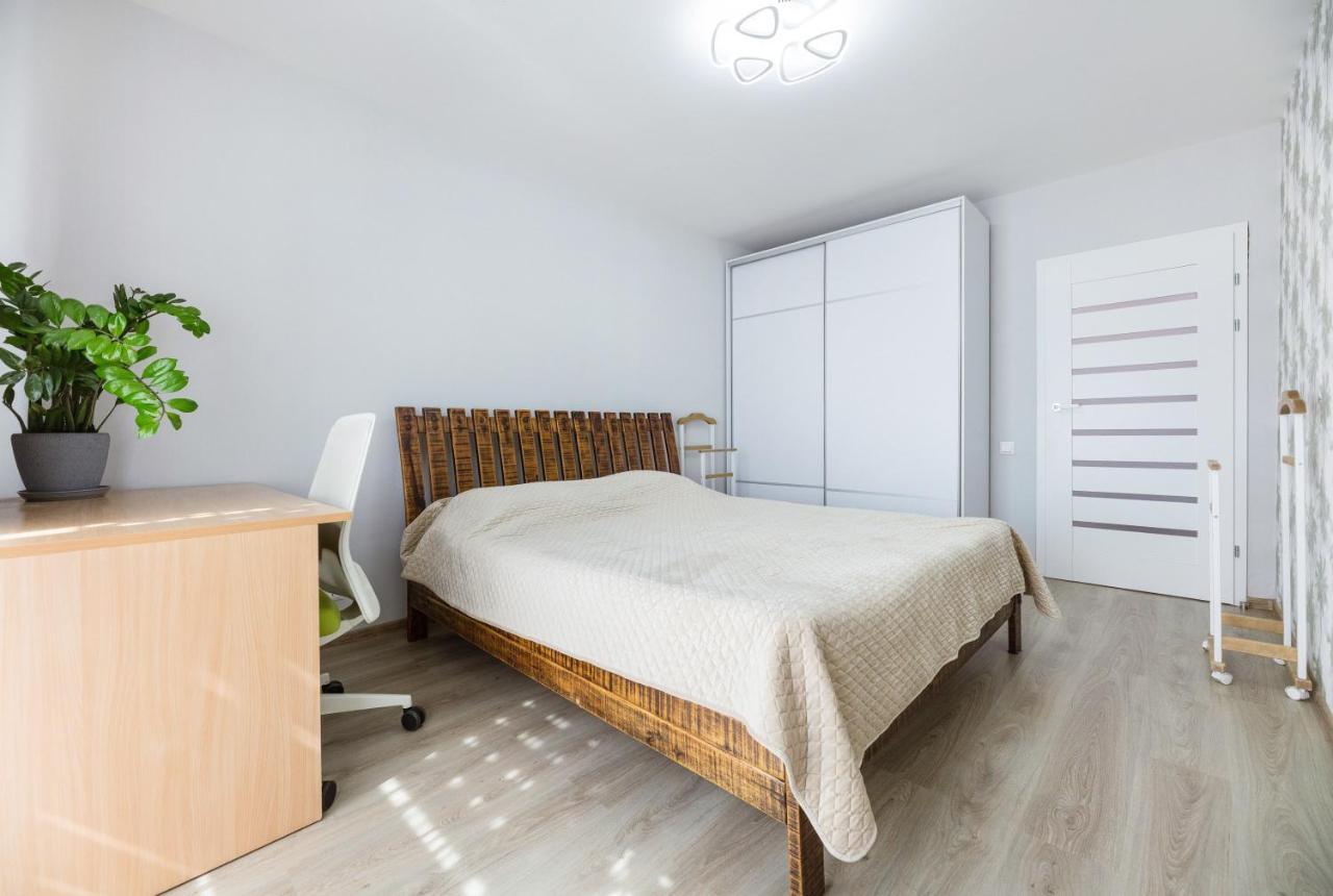 Apartamento Квартира У Будинку З Власним Бомбосховищем Біля Жд Вокзалу 50 М2 Kiev Exterior foto