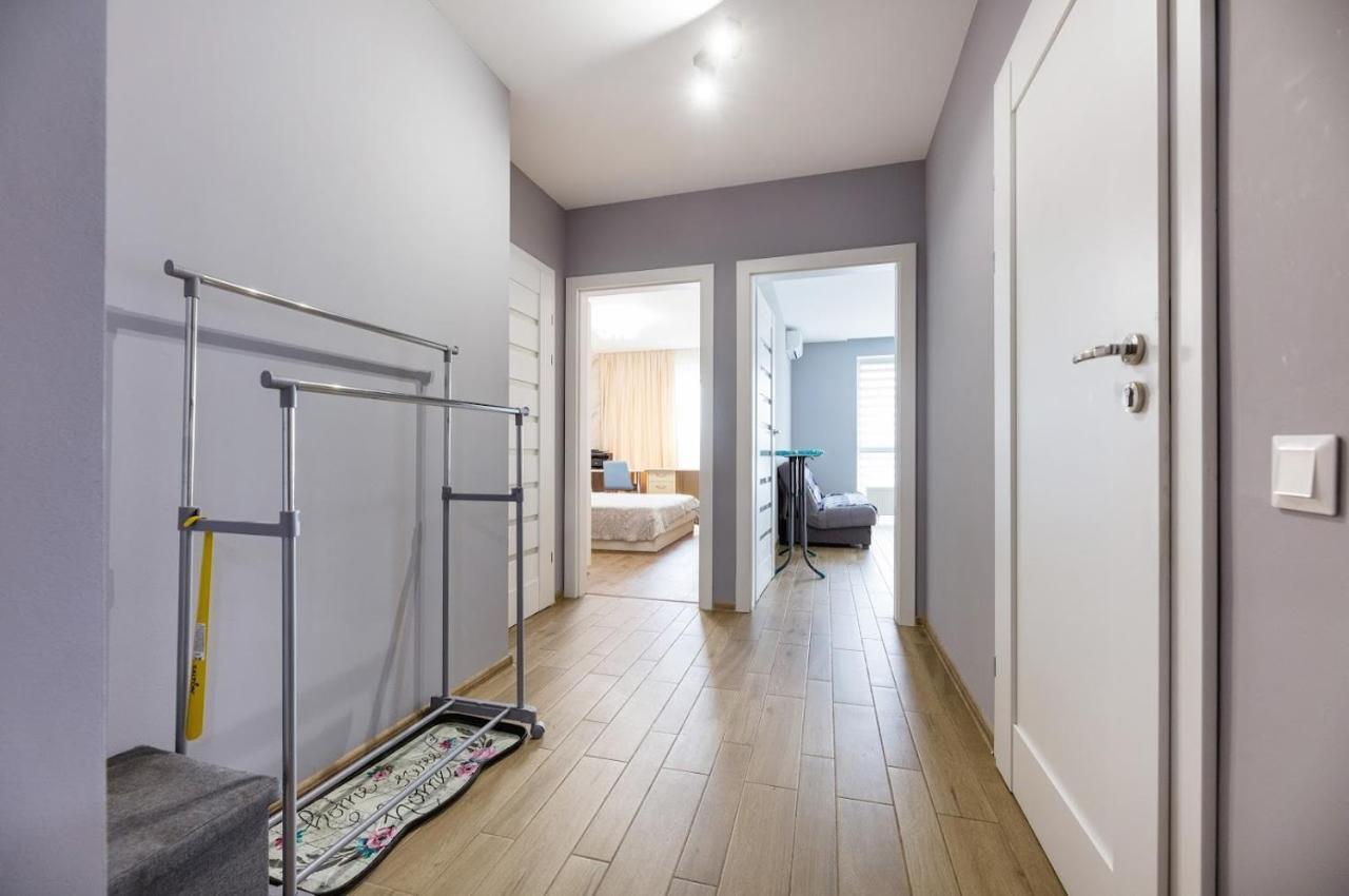 Apartamento Квартира У Будинку З Власним Бомбосховищем Біля Жд Вокзалу 50 М2 Kiev Exterior foto